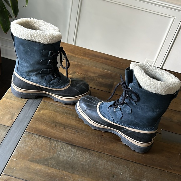 Sorel Caribou winter boots EUC - Picture 9 of 12